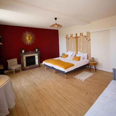 Les Chambres de la Vallée Argentonnay Exterior foto